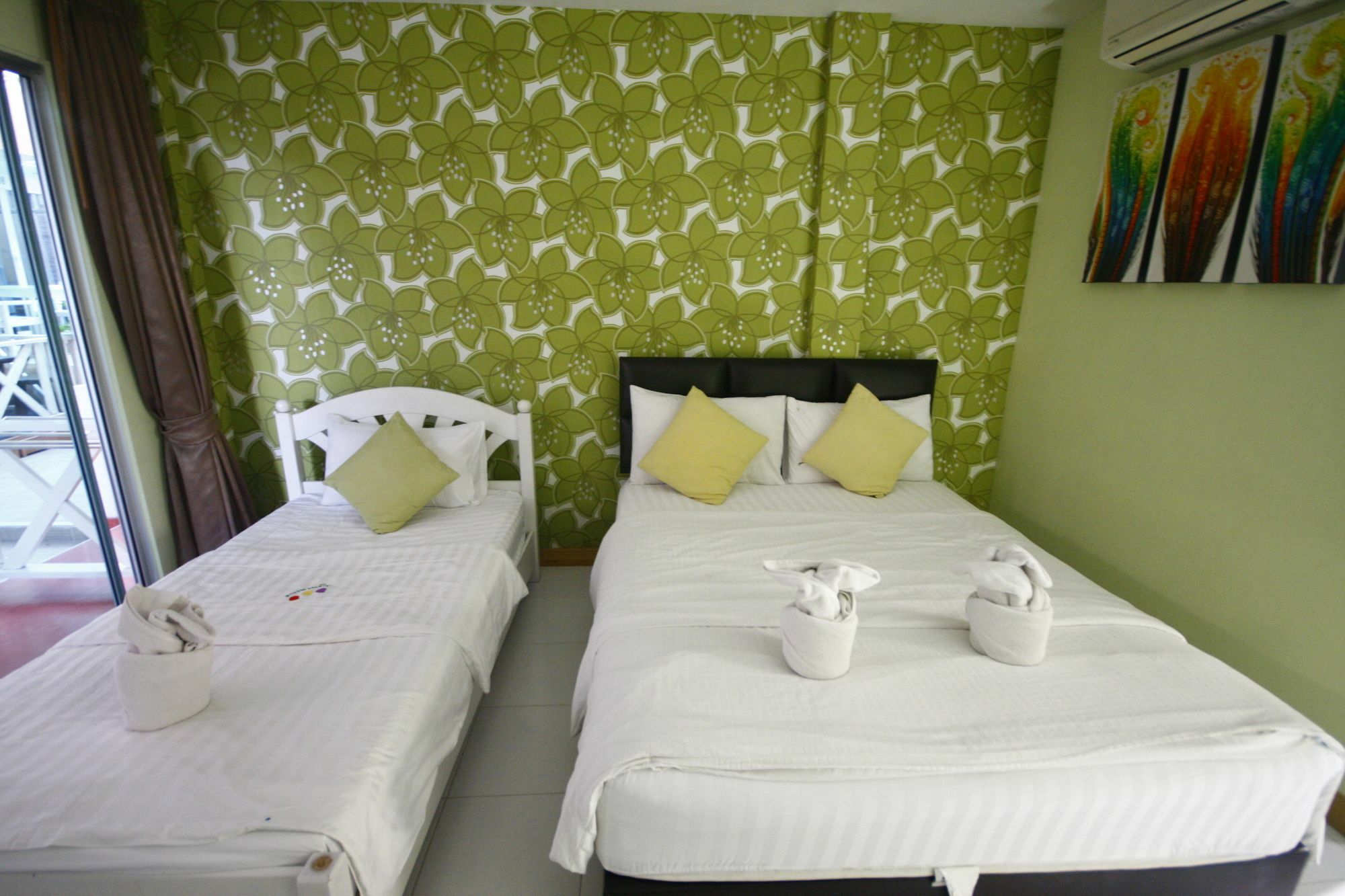Tawaen Beach Resort Лан Экстерьер фото